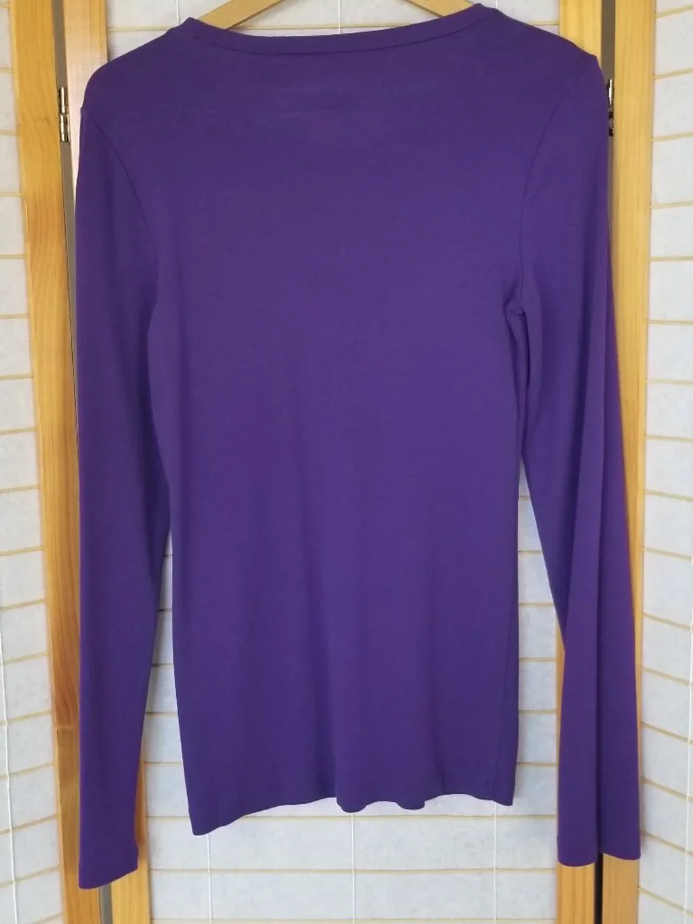 E26 Women's J. Crew Long Sleeve T-Shirt Perfect Fit 100% Cotton Purple